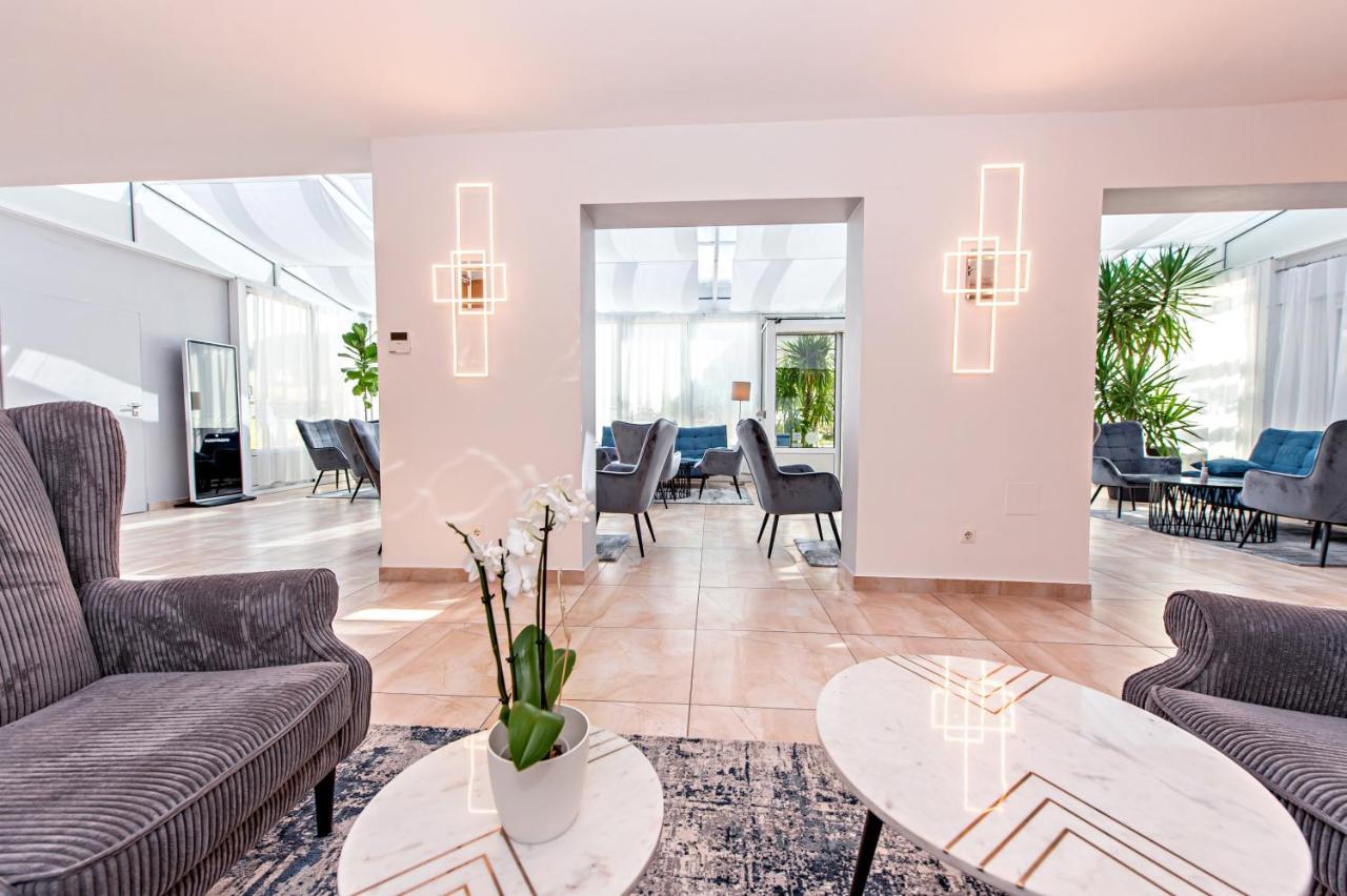 Hotel Wiental Pressbaum Eksteriør bilde